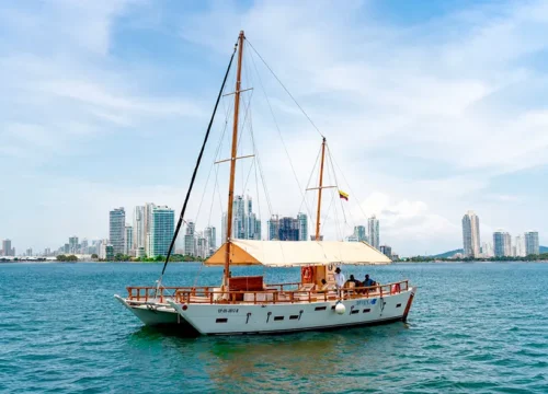 CATAMARÁN MOANA DE 51FT